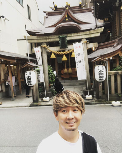 小網神社とショックアイの画像