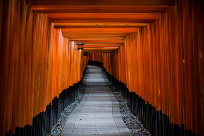 稲荷神社が怖いと言われるのはなぜ？