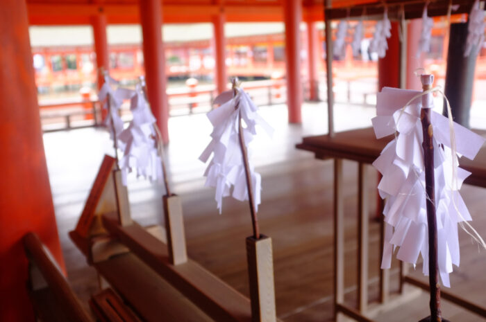 宝くじのハズレ券供養を行っている神社やお寺