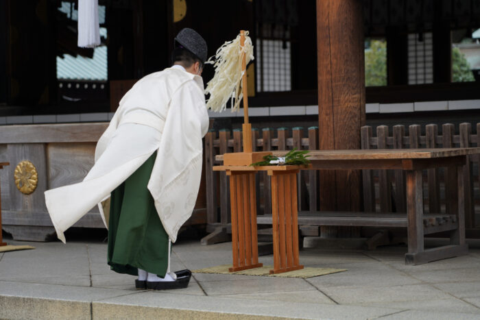 神社などで供養をしてもらう