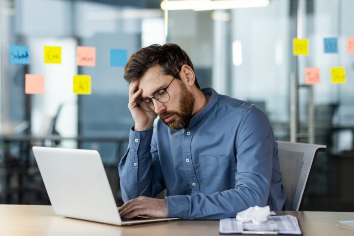 忙しすぎてLINEを見ている暇がない 忙しすぎてLINEを見ている暇がない