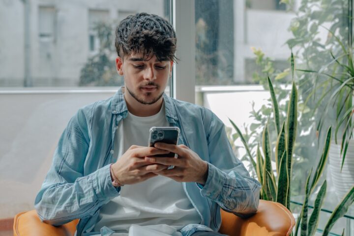 男性が女性をブロックする心理13選!好きな人をブロックする心理を解説 男性が女性をブロックする心理13選!好きな人をブロックする心理を解説