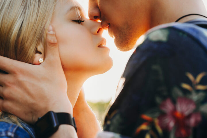 ツインレイ男性の愛情表現とは?ツイン男性の深い愛の特徴10選! ツインレイ男性の愛情表現とは?ツイン男性の深い愛の特徴10選!